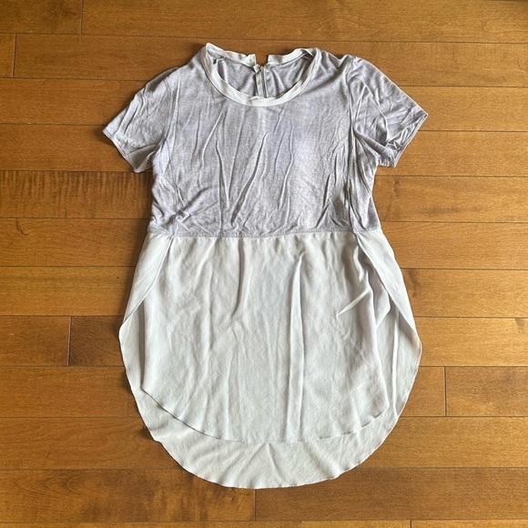 Wilfred | Aritzia capucine short sleeve tee shirt lilac  size med* rayon & silk - Picture 2 of 5